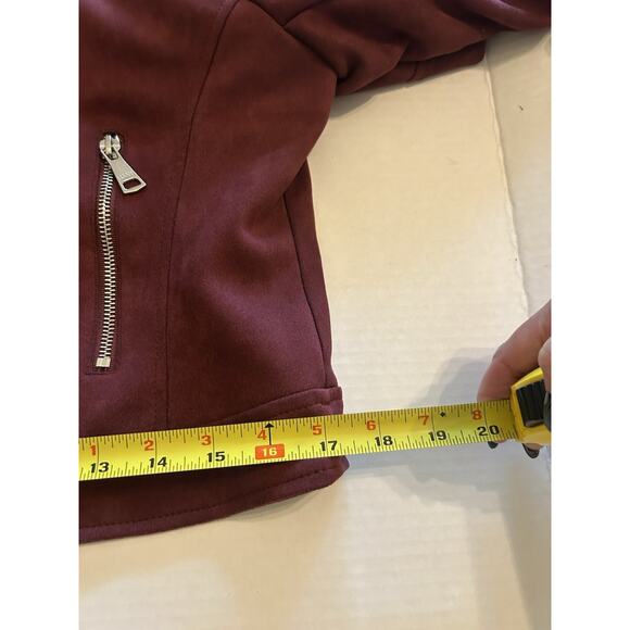 Vigoss Faux Suede Sz Medium Burgundy Moto Biker Jacket 3 Front Zippers Short - Picture 9 of 10